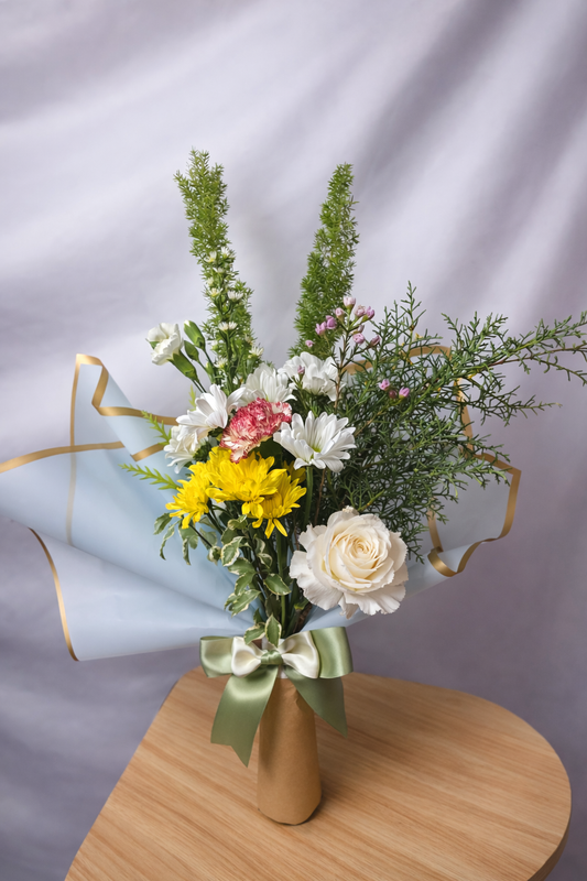 Gentle Daylight Bouquet